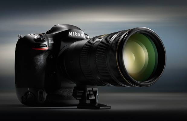 nikon d4